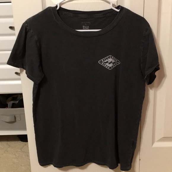 Billabong Tops - T shirt